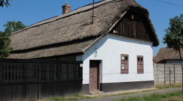 Tótkomlósi Szlovák Tájház, Tótkomlós, A tájház külső homlokzati része (thumb) (thumb)